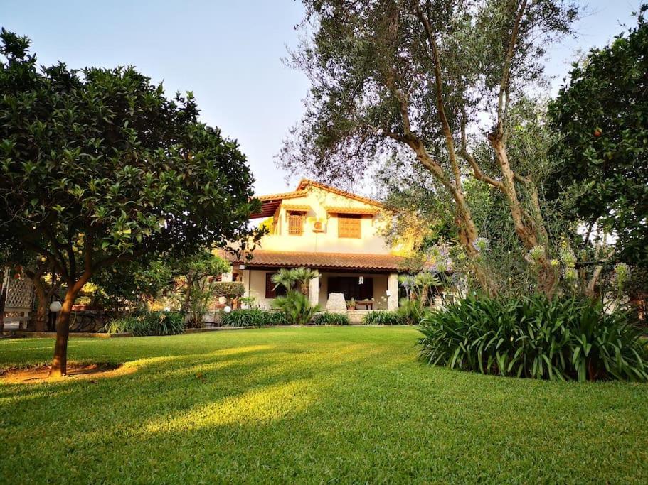 Villa Lena Entire Cottage Kalamaki  Exterior foto
