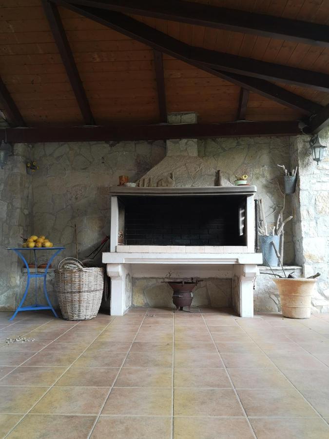 Villa Lena Entire Cottage Kalamaki  Exterior foto