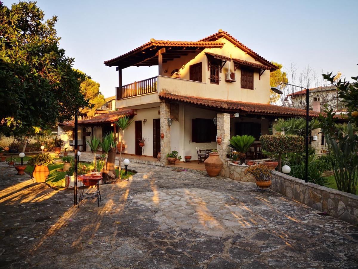 Villa Lena Entire Cottage Kalamaki  Exterior foto